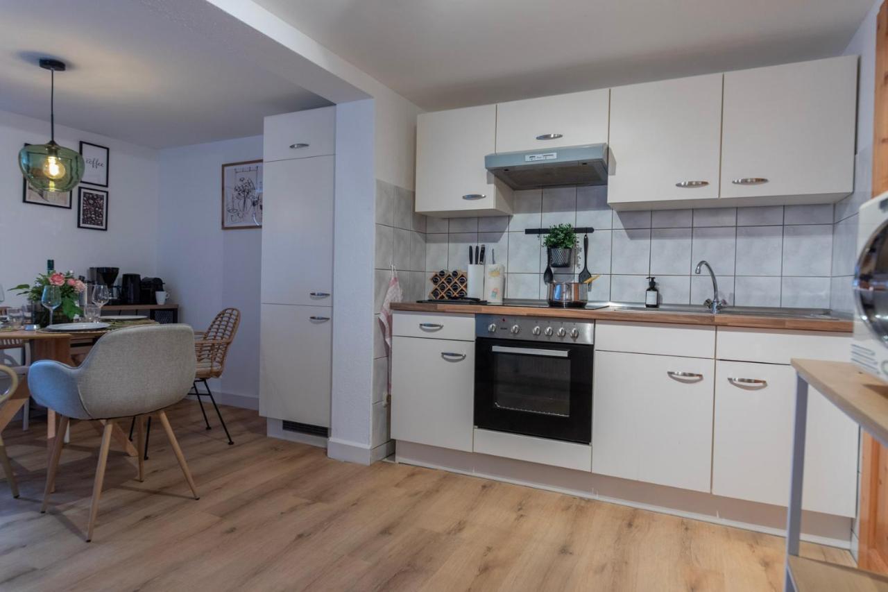 Cozy I Hochwertig Eingerichtet Netflix Parkplatz Nespresso Apartment Longkamp Exterior photo