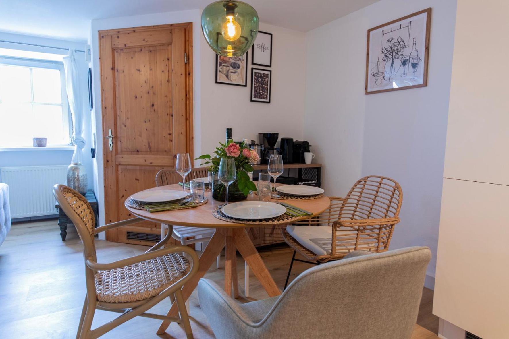 Cozy I Hochwertig Eingerichtet Netflix Parkplatz Nespresso Apartment Longkamp Exterior photo